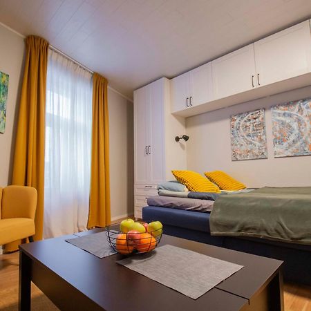 Karlovaidyll 2 - Cozy Apartment In A Quiet Area With Free Parking Tartu Exterior foto